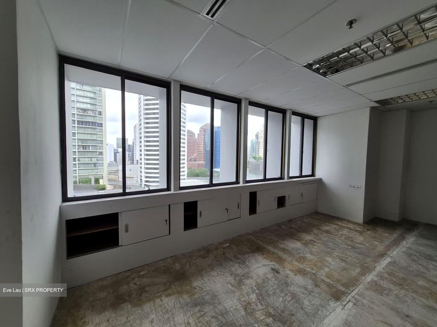 Shaw Centre (D9), Office #584849121